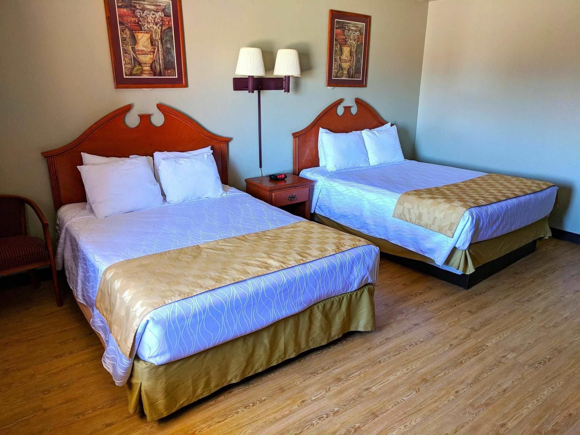 America'S Best Value Inn & Suites Галъп Екстериор снимка